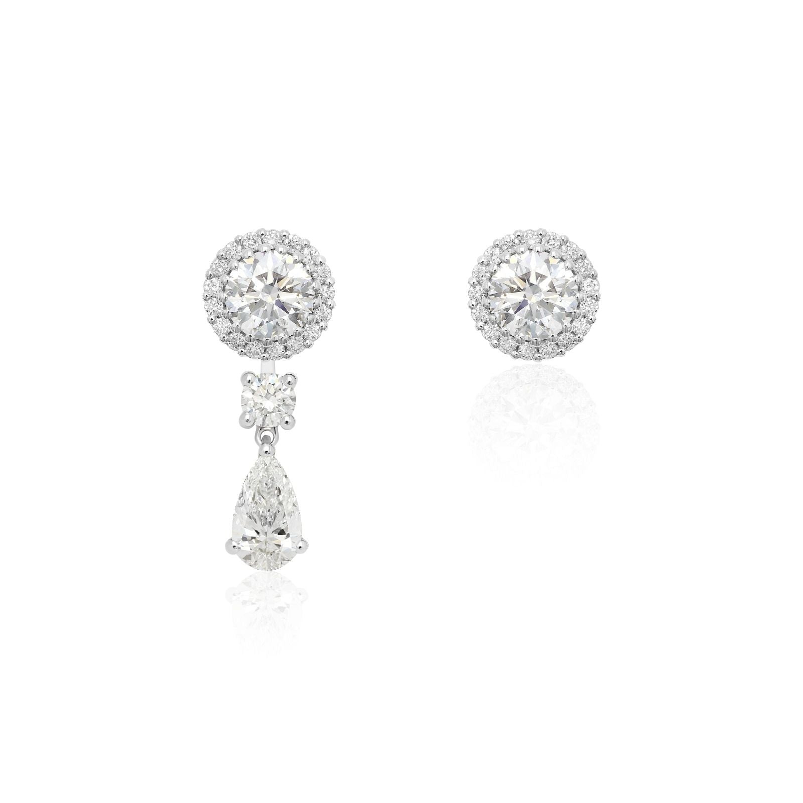 Aayraa’s detachable 1.00 ct Pear Drops with our Cushion solitaire studs