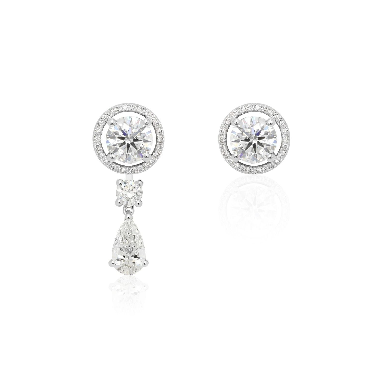 Aayraa’s detachable 1.00 ct Pear Drops with our Classic solitaire studs